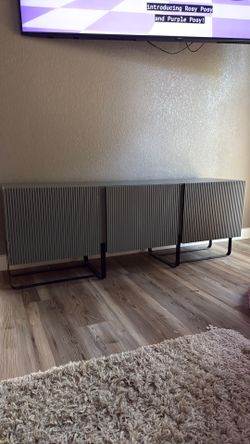 Mid mod Tv console