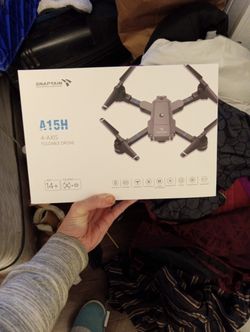 Snaptain A15H The Foldable Drone