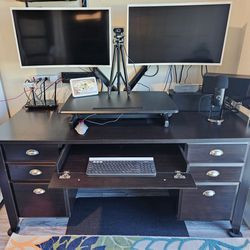 Office Desk, Hutch, And Filing Cabinet