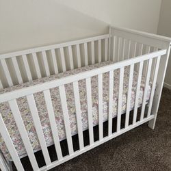 New Baby Crib And New Mattress 