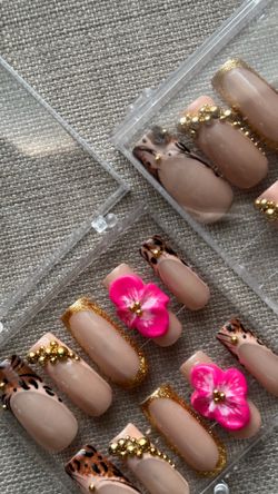 Press On Nails