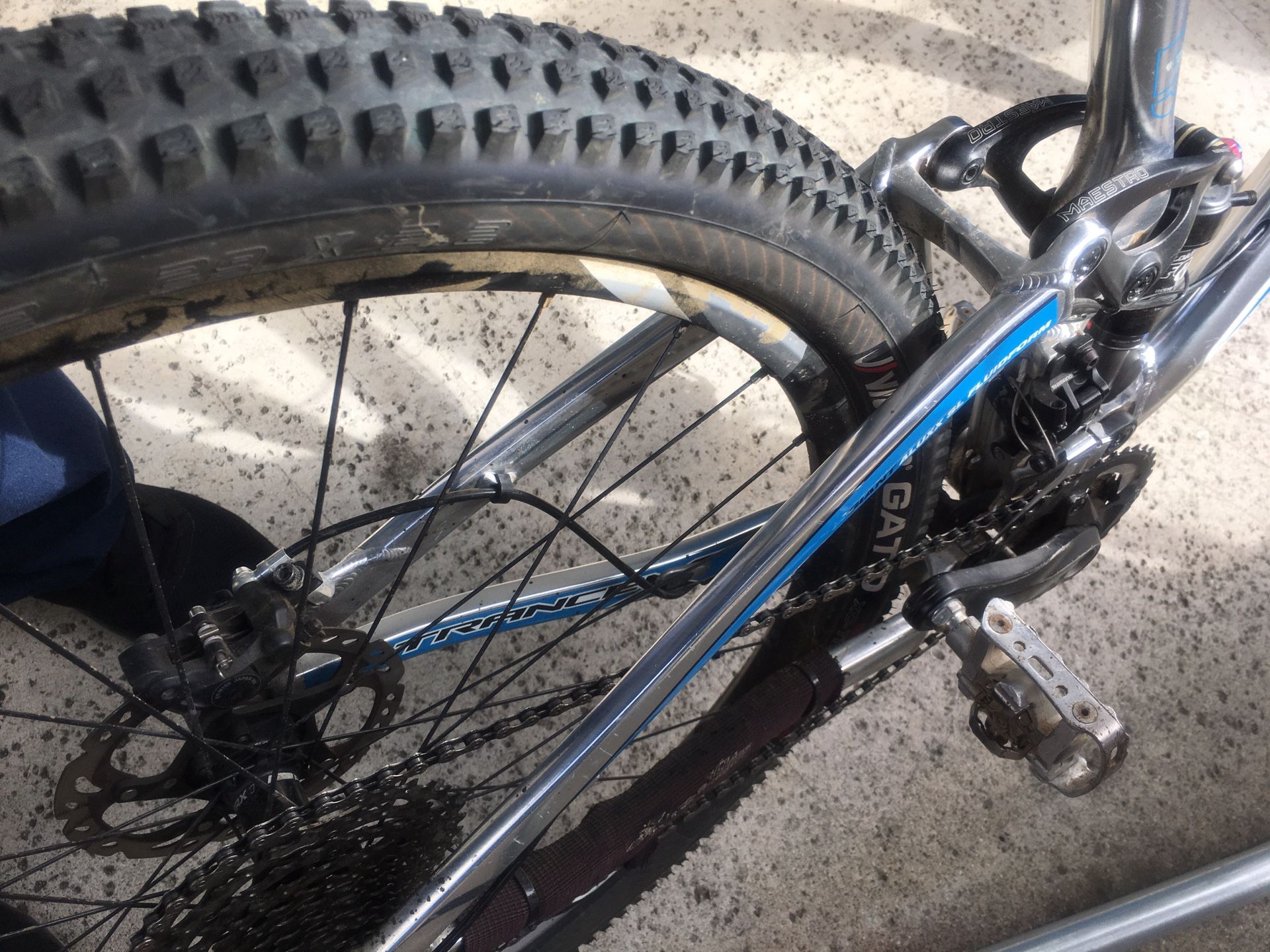 giant aluxx sl fluidform mountain bike