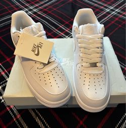 New Nike Air Force 1 Size 9.5 Men
