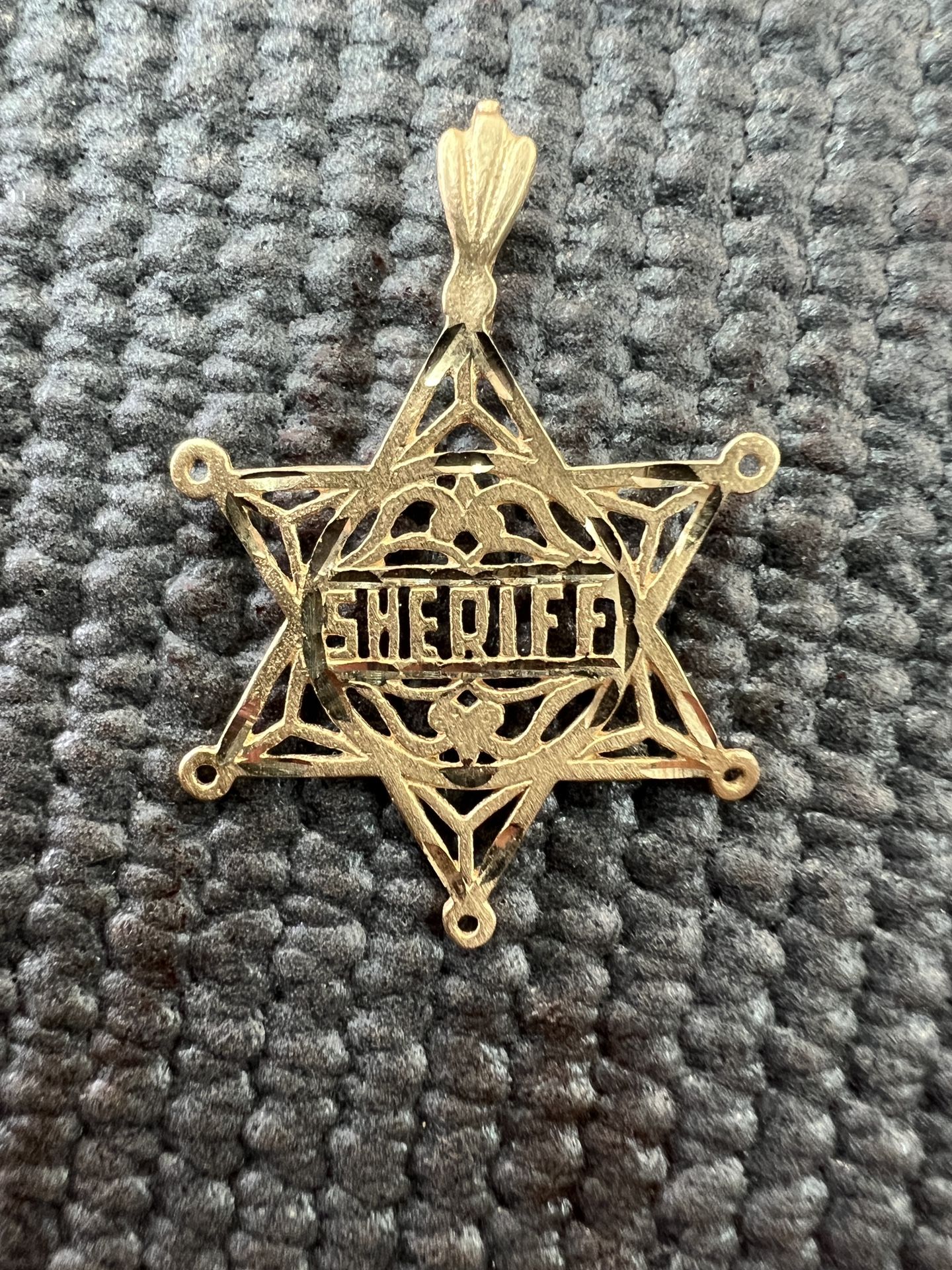 Sheriff Pendant