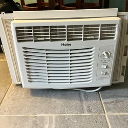 Haier 5,000 BTU Air Conditioner 