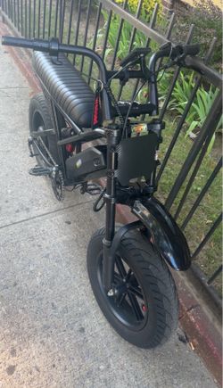 eskute ebike v100  (read description )