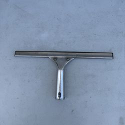 Window Squeegee And Handle