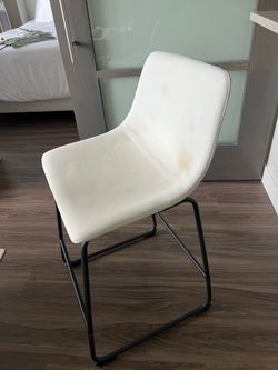 White/Black Dining Chairs/Bar Stools