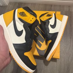 Jordan 1 Retro OG Taxi 