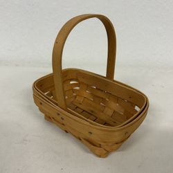 Vintage Longaberger basket
