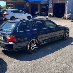 2002 BMW 325i