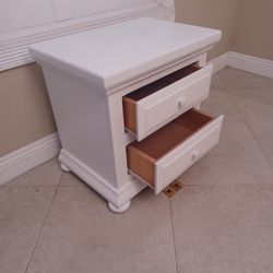 Solid Wood Sturdy White Night Stand Good Condition 