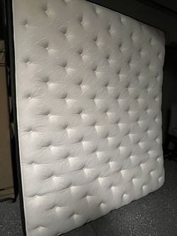 Cal King Matress Comes With Box Spring