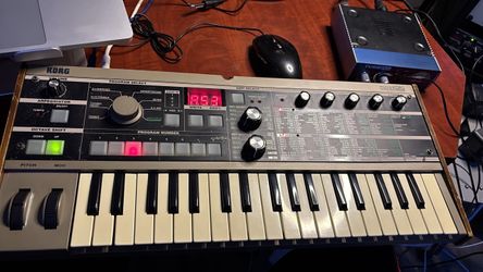 Micro KORG