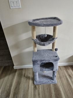 Cat tree