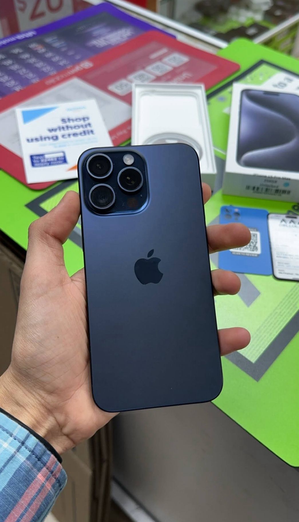 iPhone 15 Pro Max 256GB Unlocked