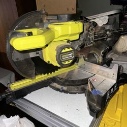 Milter Saw Ryobi