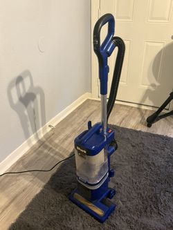 Shark vacuum