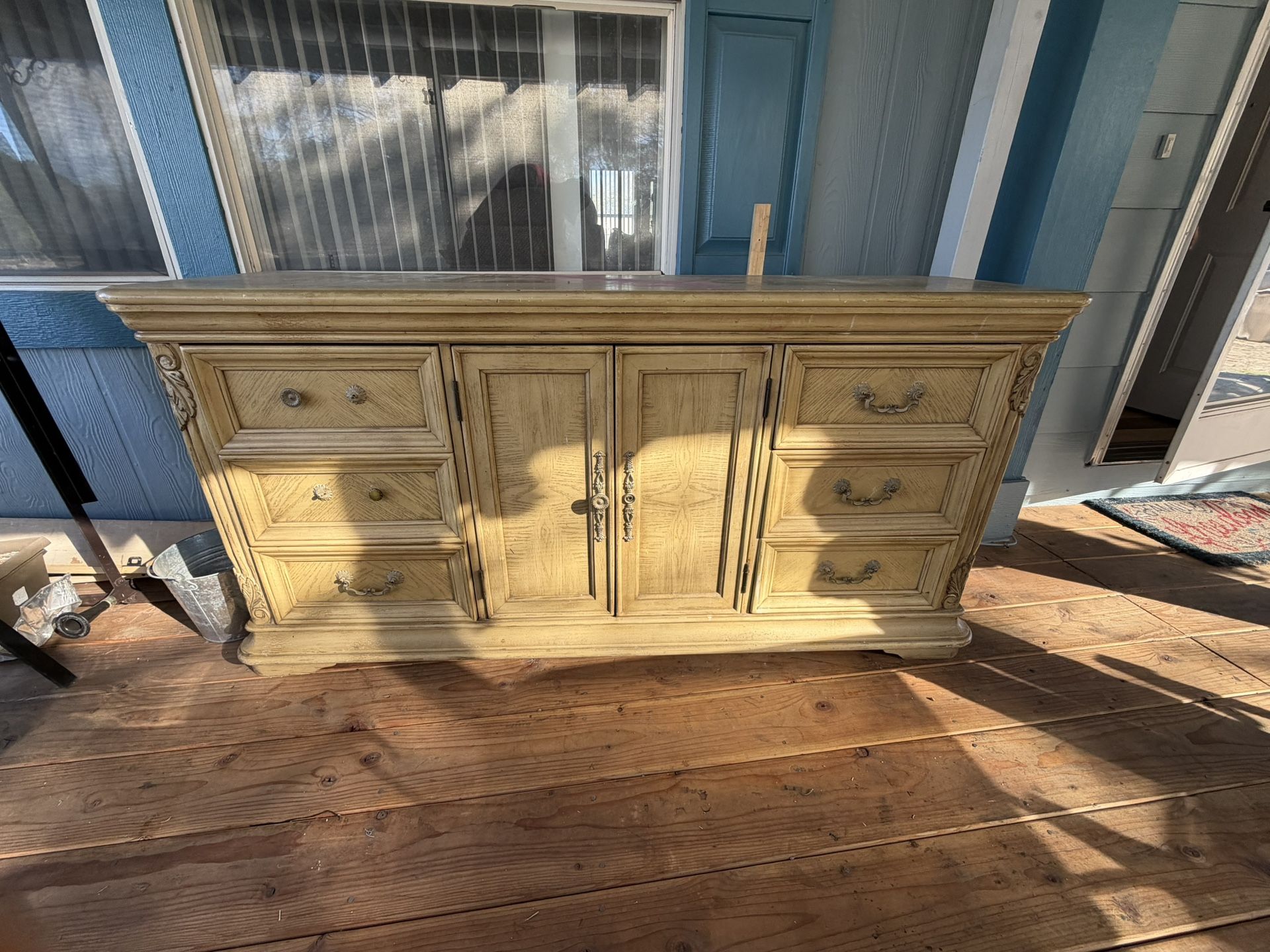 Queen Size BedRoom Set