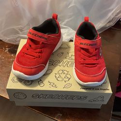 Skechers For Boy Size 9 