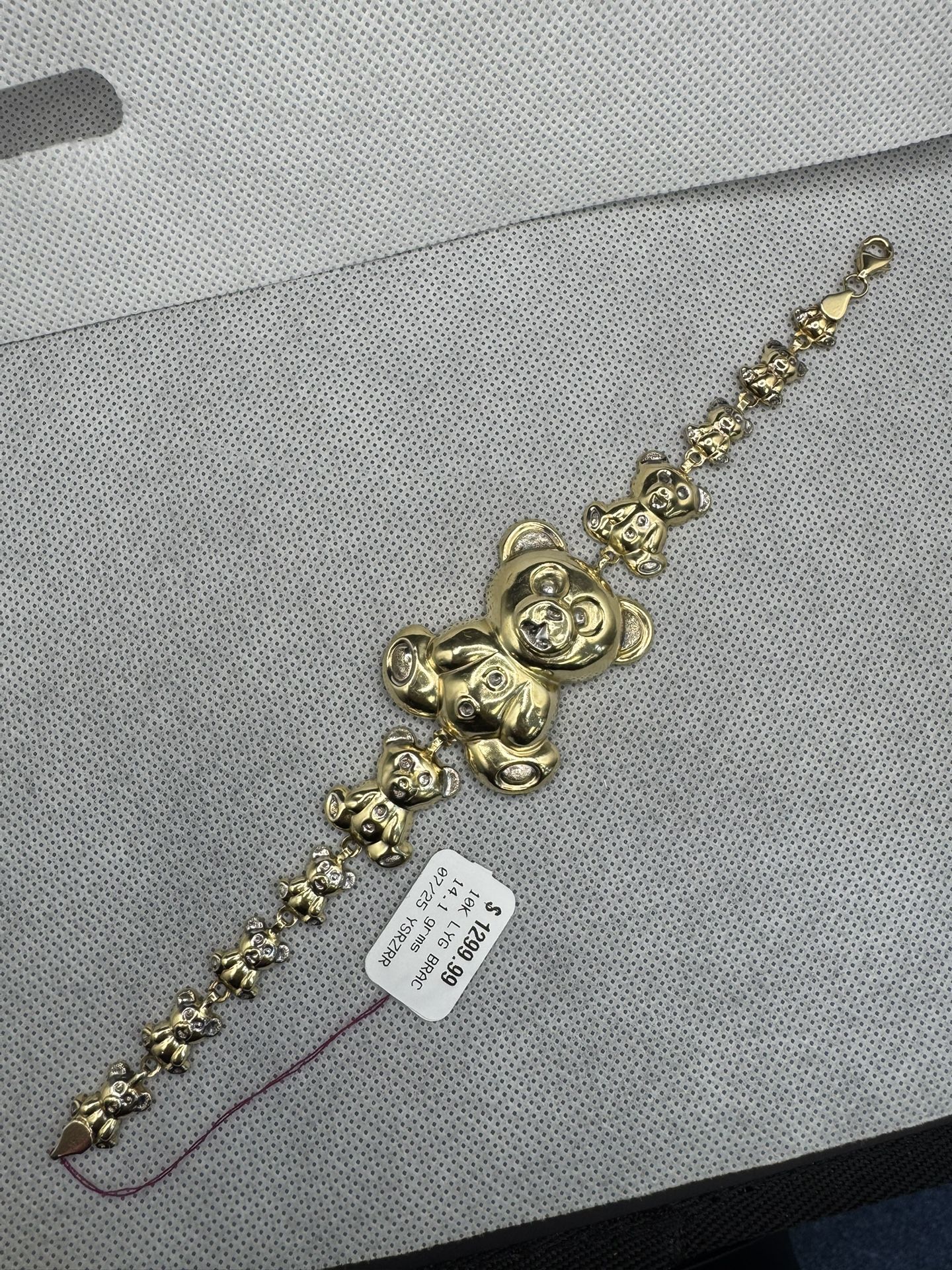 10kt, Teddy Bear Bracelet 14.1g, 8”