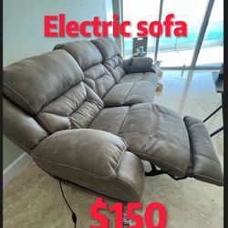 Electric sofa I'm moving and I'm selling my electric sofa urgently. I bought it a year ago and it's almost new. It's in very good condition. I need to
