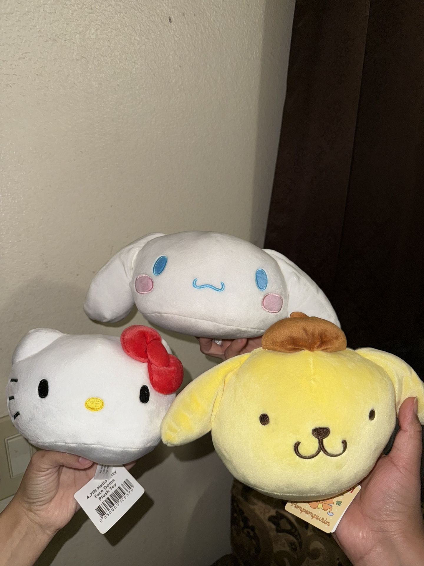 Hello Kitty Plushie