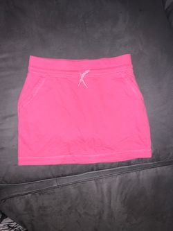 size 9/10 skort