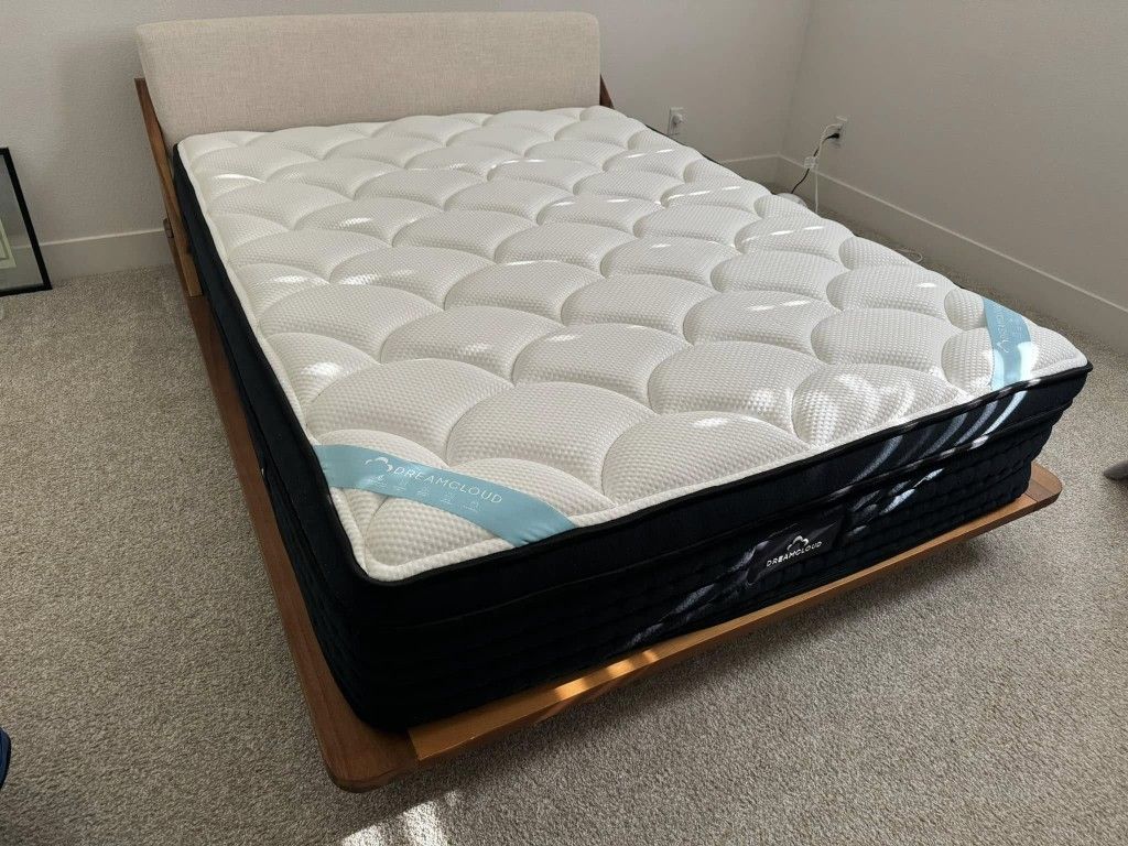 π₯ DreamCloud Premier Queen - $395 (Retail $1200) - Cowboy's Ranch Homestead! π₯