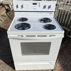 30-In Freestanding Electric 4 Elements Stove 