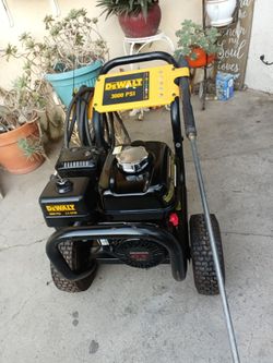 Pressure washer