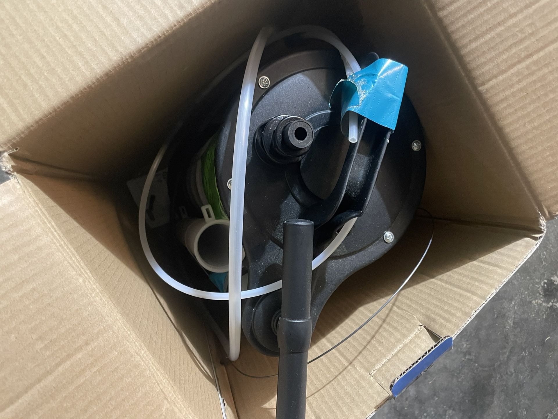 Fluid Extractor