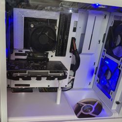 ALL WHITE GAMING PC