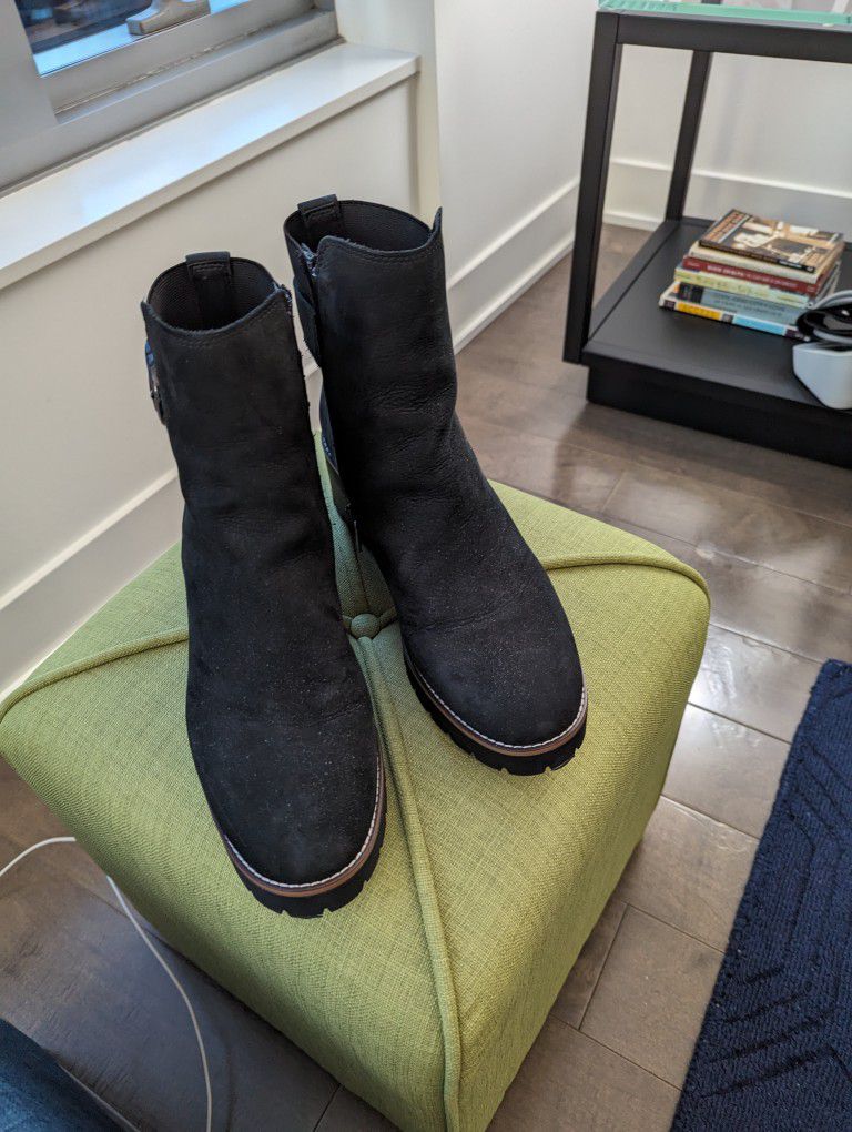 Sorel Black Suede Rain Boots