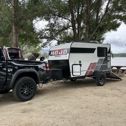 2024  Toy Hauler Sleeper