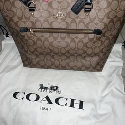 Large Coach Purse 