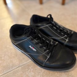Size 8 bowling shoes