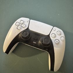 PS5 Control - Gently Used - Dualsense - Make Offer 