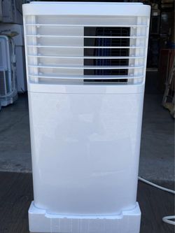 8,000 Btu Portable Air Conditioner /Window AC With Complete Kits