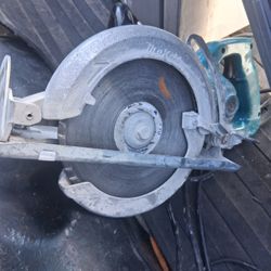 Herramienta Serrucho Makita