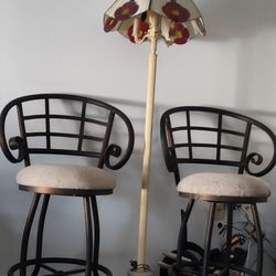 Tempo Furniture Waldorf Swivel Barstool Bar Stool w/ Arms 