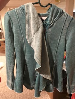 Girls sweatshirt jacket size large