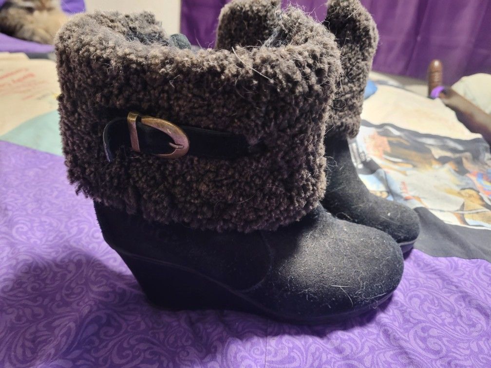 Ugg Boots Size 6.5