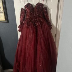 Formal Dress Size Small 1 Or2