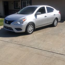 2017 Nissan Versa 