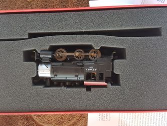 Hi scale Model train train set train layout slot cars