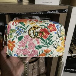 Crossbody bag