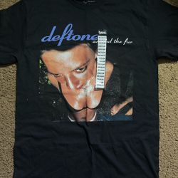 DEFTONES TEE