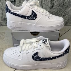 Nike Air Force 1 Black Paisley Size 6 Men 7.5 Women 