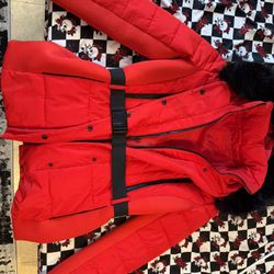 Women’s London Fog, Winter Coat, Jacket, Size Medium, Red With Black Fur And Belt